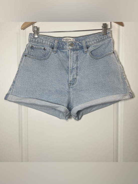 Abercrombie & Fitch Pants - Abercrombie & Fitch Mom Shorts High Rise Light Wash Size 29 (8) Denim